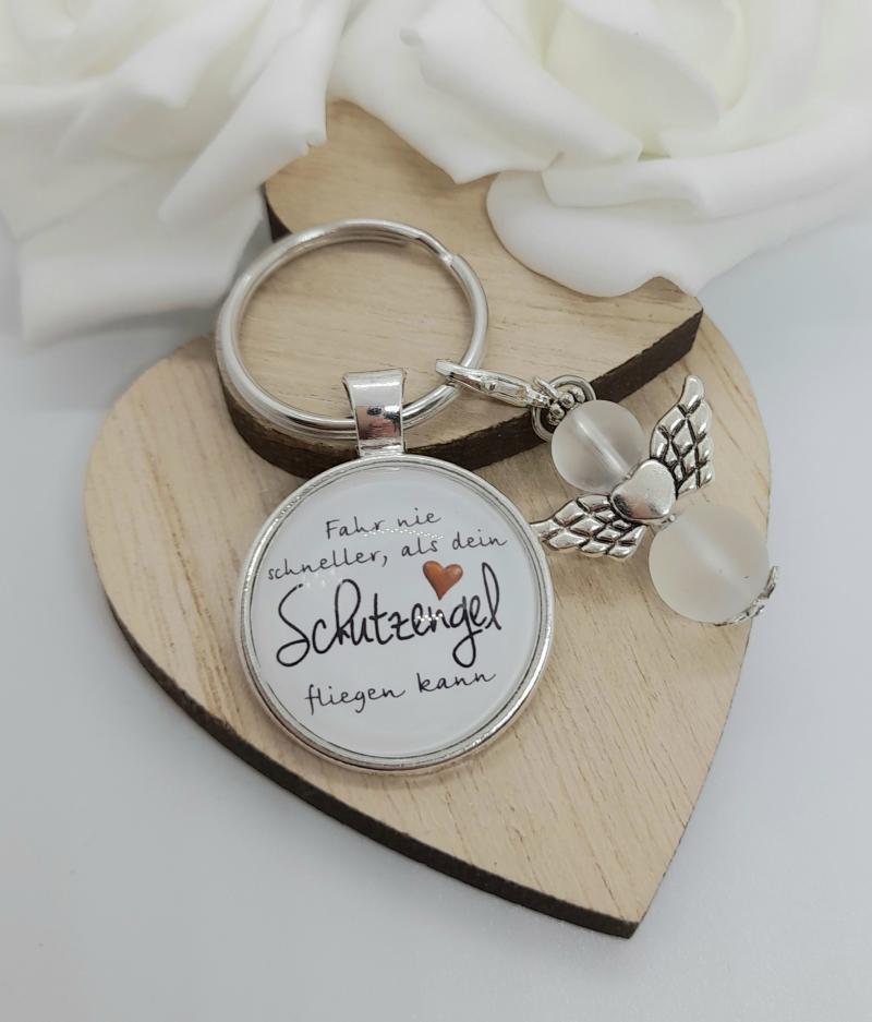 Schlüsselanhänger Fahr nie schneller als dein Schutzengel fliegen kann Schlüsselanhänger Fahr nie schneller als dein Schutzengel fliegen kann